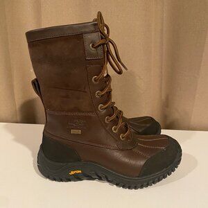 UGG Women's Lace-Up Brown Boots Size 6 Waterproof Vibram Sole Winter Snow